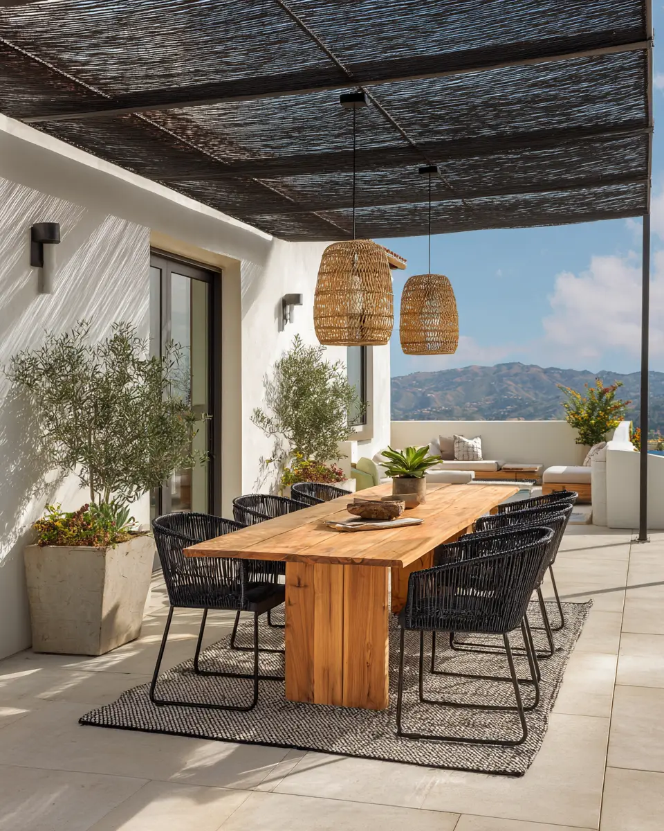 Airy Contemporary Patio Decor Ideas