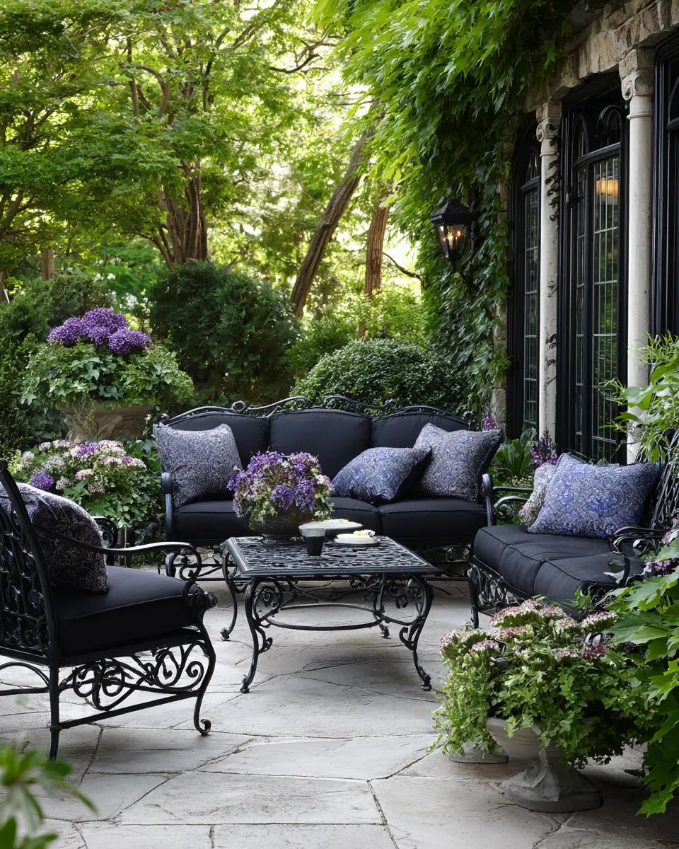 Black Traditional Patio Decor Ideas