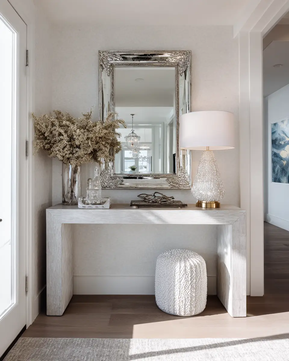 Bright Entryway Decor Ideas