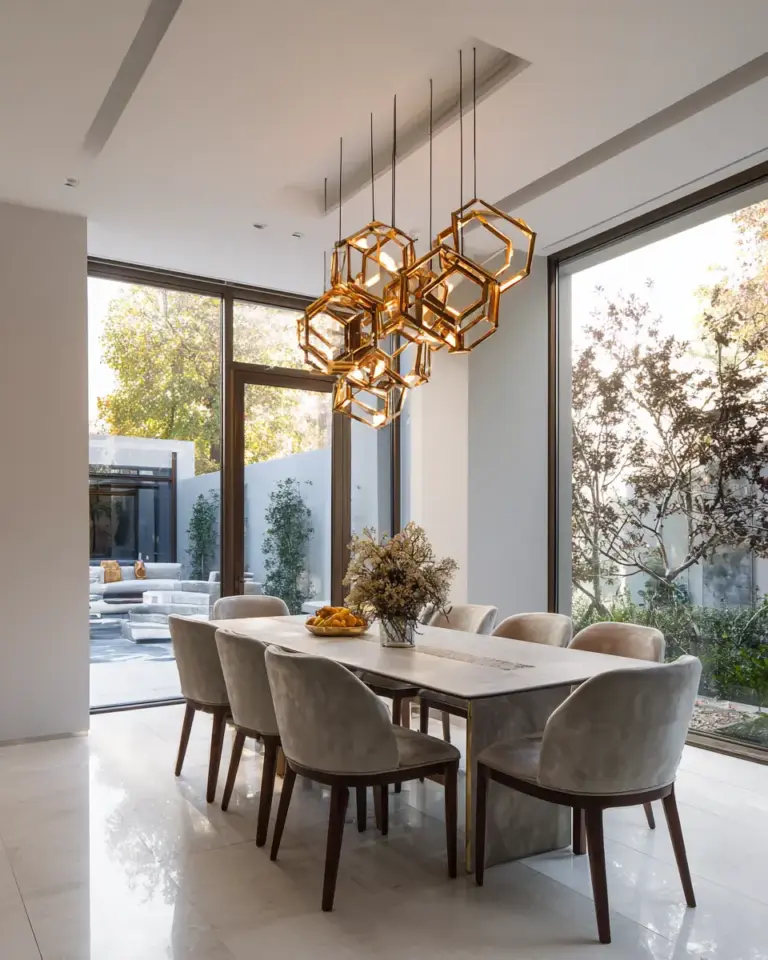 Clean Dining Room Decor Ideas - Featured