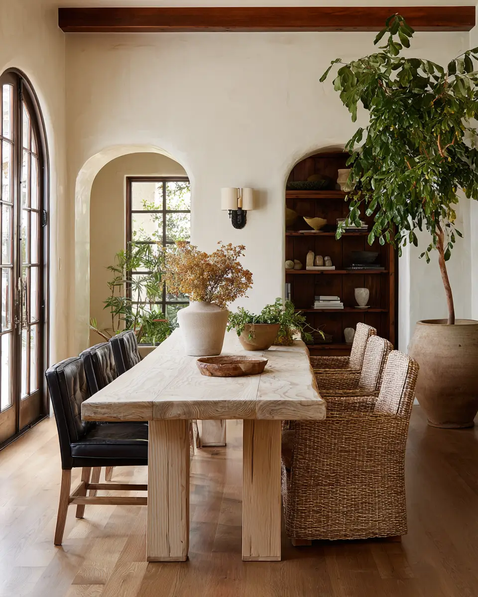 Family-Friendly Dining Room Decor Ideas