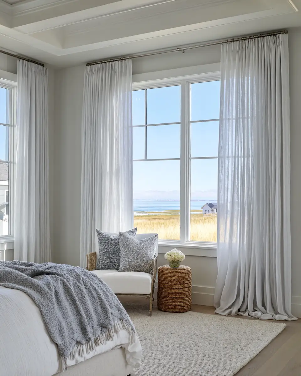 Gray Coastal Bedroom Decor Ideas