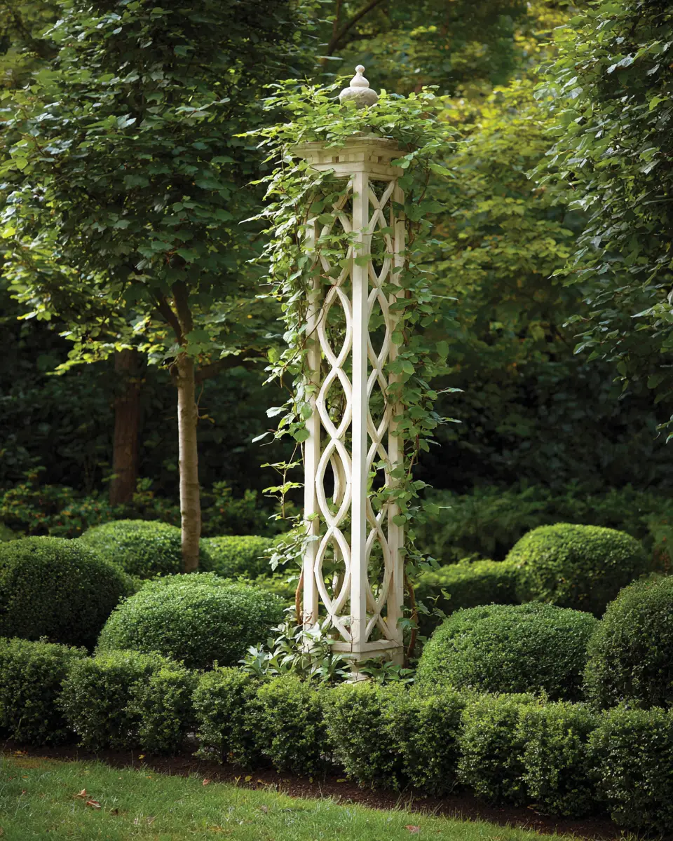 Ivory Modern Garden Decor Ideas