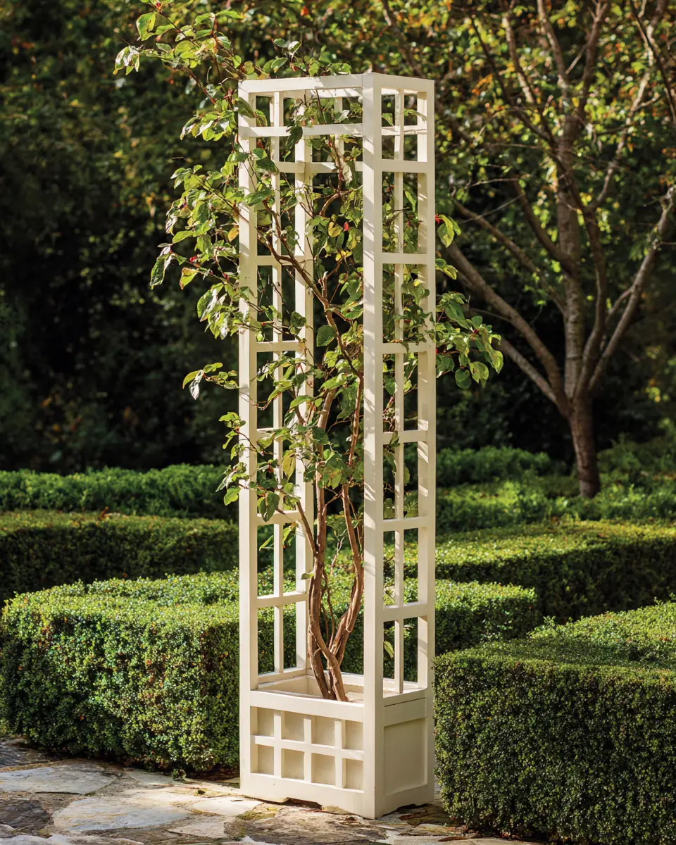 Ivory Modern Garden Decor Ideas