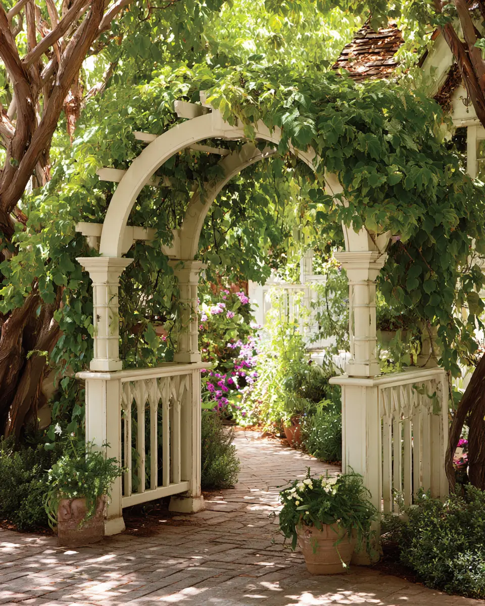 Ivory Traditional Garden Decor Ideas
