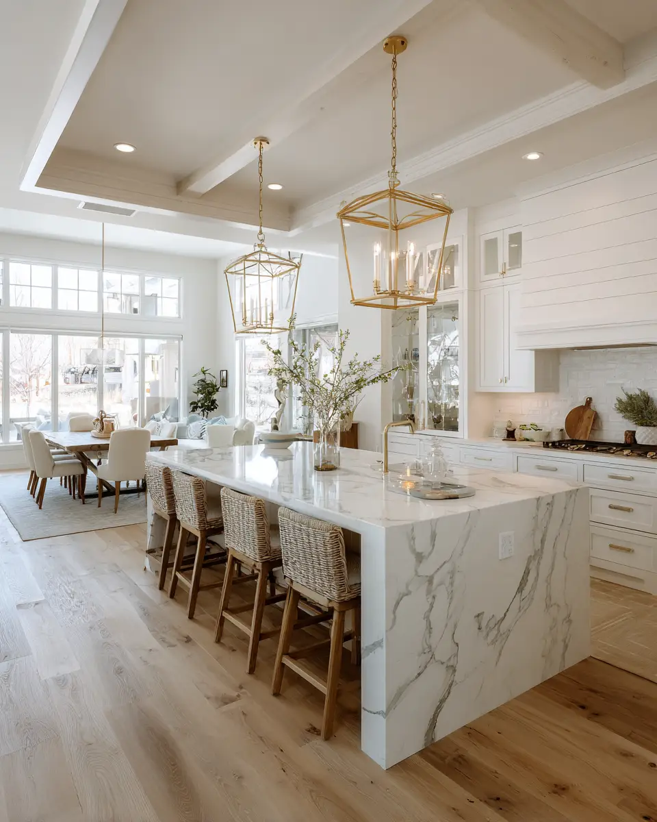 Light And Airy Kitchen Decor Ideas