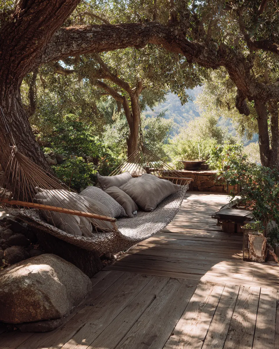 Natural Wood Contemporary Patio Decor Ideas