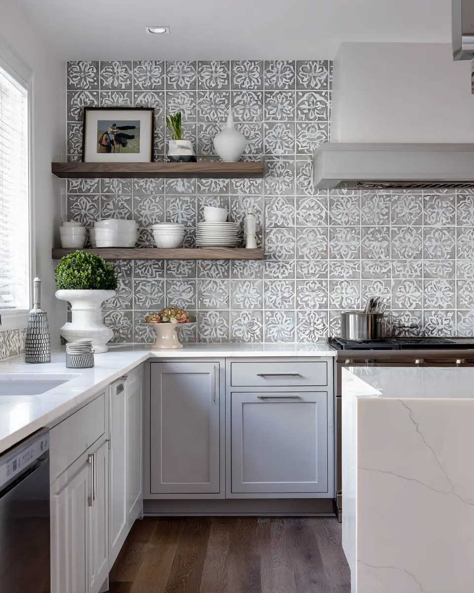 Neutral Gray Kitchen Decor Ideas