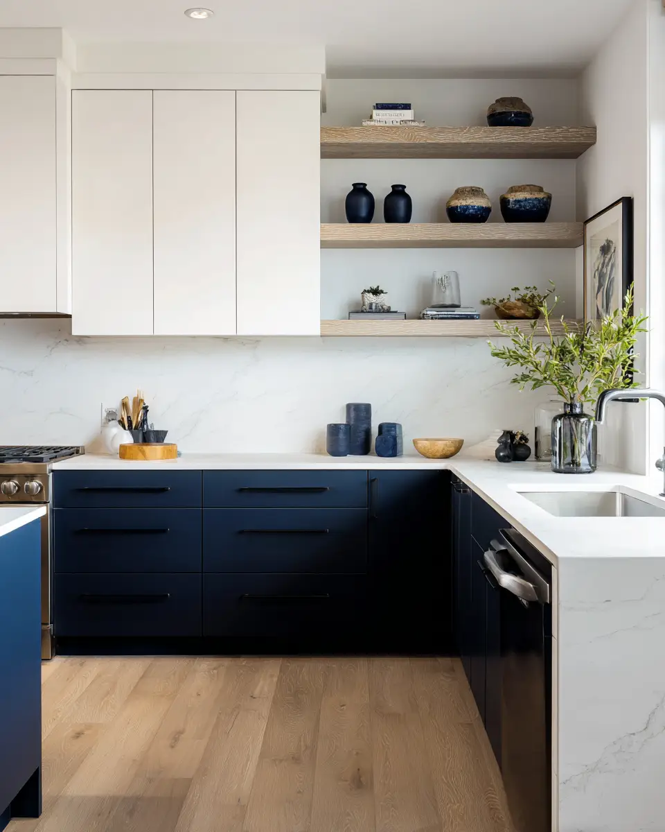 Two-Tone Kitchen Decor Ideas
