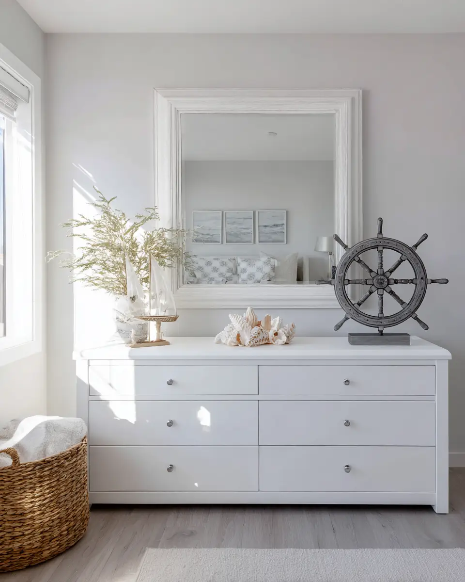 White Coastal Bedroom Decor Ideas