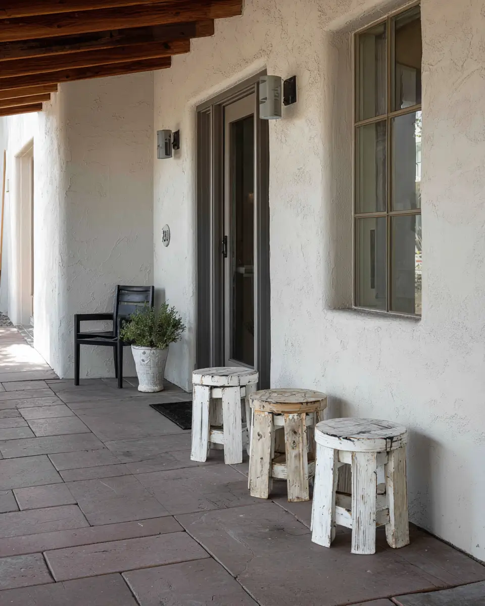 White Industrial Porch Decor Ideas